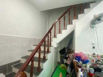 Bán nhà ngay Phạm Văn Đồng, Linh Tây, 55m2, 2 tầng, ô tô đỗ cửa, giá 5,1 tỉ