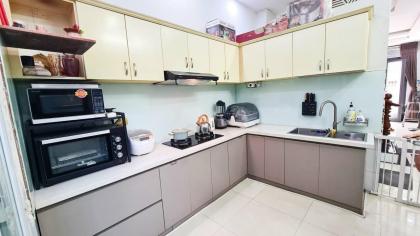 Ở NGAY! Bán Nhà Đẹp 5 Tầng Xe Hơi Thông Cao Thắng, 41m2, 8 Tỷ