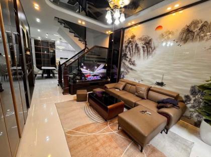Tôi bán nhà mặt ngõ 806 Kim Giang cạnh KĐT Linh Đàm 36m2 chỉ 6.1 tỷ. LH 0989626116