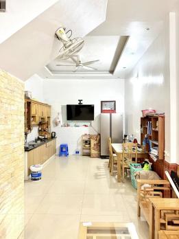 Bán nhà phố Nguyễn Ngọc Nại, Thanh Xuân, ô tô, 2 thoáng trước sau, ngõ thẳng tắp