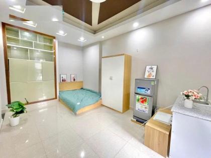 Bán nhà Nhà phố Hoàng Hoa Thám, gần Đồng Xoài, khu K300, 9,5x20m, 3 Tầng, 18 tỷ.