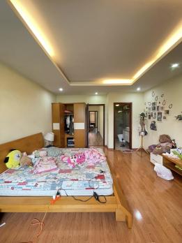 MẶT PHỐ NGUYỄN VĂN LỘC – 2 MẶT TIỀN – VIEW CÔNG VIÊN – GIÁ BÁN THẤP HƠN GIÁ TRỊ