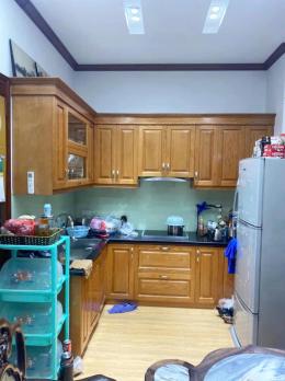 Bán nhà mặt phố Tây Sơn, 75m2, lô góc, 33 tỷ