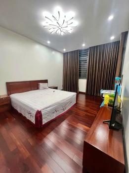 Ở NGAY! Bán Nhà 2 Tầng Cực Đẹp Phan Xích Long, 65m2, 7.5 Tỷ