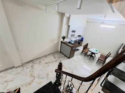 AI NHANH HƠN. BÁN NHÀ VIỆT HƯNG, 50M2, CÓ NHỈNH 8 TỶ, Ô TÔ NGỦ NHÀ, CHỦ XÂY TÂM HUYẾT
