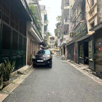 Cần bán nhà riêng 5 tầng phân lô Yên Lạc Hai Bà Trưng DT 40m giá 12 tỷ