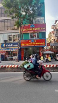 Bán Nhà Mặt Phố Quận Tây Hồ 150m2-5T MT7m Vỉa Hè 2 THOÁNG 88 Tỷ Lạc Long Quân.