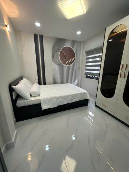 Cho Thuê nhà riêng 4 phòng ngủ (90m2 sử dụng) - Quang Trung, P10, GV.