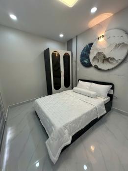 Cho Thuê nhà riêng 4 phòng ngủ (90m2 sử dụng) - Quang Trung, P10, GV.