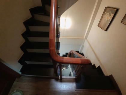 Bán nhà ngõ 41 Thịnh Quang, SĐCC, 36m2 x 5 tầng