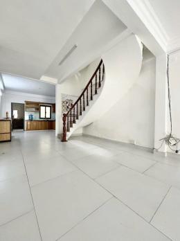Bán nhà Hẻm 10m Cộng Hòa - ngay Hoàng Hoa Thám, K300, 4x24m, 3 Tầng - 4PN,15 tỷ