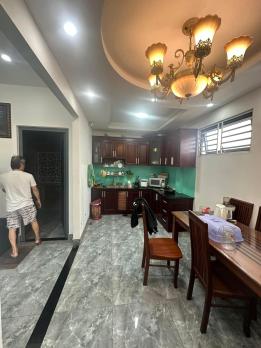 Ở NGAY! Bán Nhà Đẹp 5 Tầng Xe Hơi Thông Lê Văn Sỹ, 42m2, 8.1 Tỷ