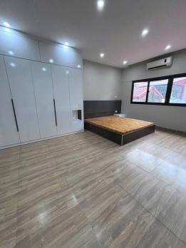 Tôi bán nhà riêng 5 tầng ngõ Quỳnh Hai Bà Trưng oto đỗ SDCC giá 7.2 tỷ