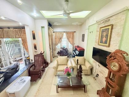 Bán nhà Biệt thự Mini - Lô góc Hẻm 6m Tân Kỳ Tân Quý, 7,4x13m, 3 Tầng, 6PN, chào 11,5 tỷ.