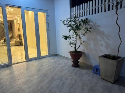 Bán nhà đất , hẻm xe ôtô, phường Bến Thành (Quận 1)TPHCM, giá rẻ, diện tích lớn