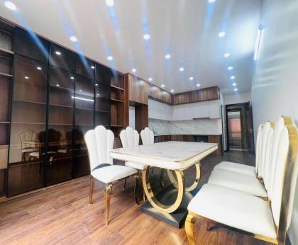 ????Thiện Chí????Ô tô vào nhà, Phùng Chí Kiên 45m 6T Thang máy, Nội thất đỉnh, 16.5 tỷ