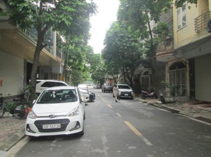 Mặt phố Lý Thường Kiệt, Trần Đăng Ninh sầm uất gần Quận Ủy Hà Đông 44m2 chỉ 12.x tỷ. 0989626116