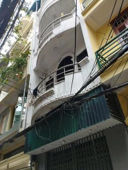 Bán Nhà P/Lô 2 Ô Tô Tránh Quận Đống Đa 50m2-4T MT4m Vỉa Hè 22 Tỷ Huỳnh Thúc Kháng.
