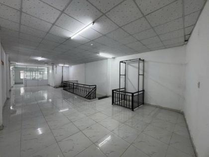 Bán nhà HXH Trịnh Đình Trọng - gần Âu cơ, Lạc Long Quân, 4,8x28m, 2 tầng cũ, 11,9 tỷ.