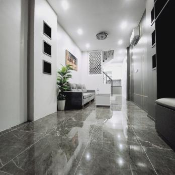 Bán nhà phố Hào Nam, Đống Đa, nhà đẹp full nội thất, ngõ thoáng