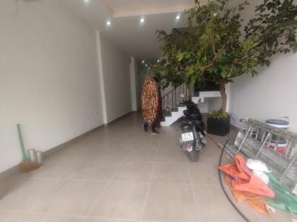 Cho thuê nhà Louis City Đại Mỗ 75m2 x 5 tầng chỉ 25 triệu/tháng 0903409888