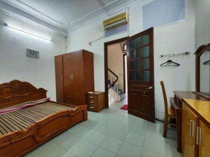 CHO THUÊ NHÀ NGUYÊN CĂN PHỐ NGỌC HÀ, BA ĐÌNH, SẴN NỘI THÁT, GẦN PHỐ