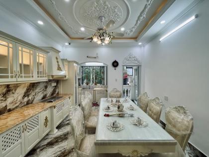 Bán nhà mặt tiền đường 3 Tháng 2, Quận 10 – View Hà Đô Centrosa – Vị trí đắc địa – Kinh doanh đỉnh