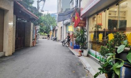 Bán nhà mặt ngõ Bùi Quốc Khái, Linh Đàm, 7.6 tỷ, ô tô đỗ cửa