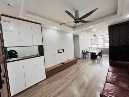 ????????Căn Góc Chung cư 15B Đông Quan, Cầu Giấy 95m 3PN, Mới đẹp, 7.35 tỷ