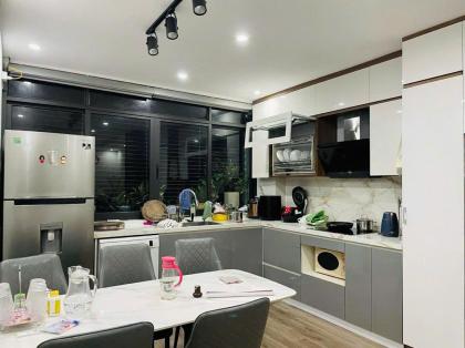 ????????Căn Góc Chung cư 15B Đông Quan, Cầu Giấy 95m 3PN, Mới đẹp, 7.35 tỷ