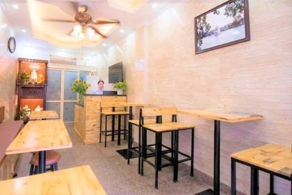 Bán nhà mặt phố La Thành Giảng Võ 52m 5T giá 19 tỷ 5. LH 0349157982.