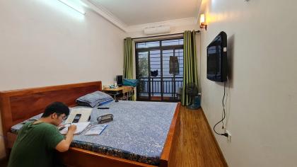 Bán nhà mặt ngõ 61 Bằng Liệt, 30m2, ô tô vào nhà, 7.5 tỷ