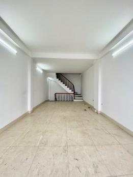 Bán nhà 5 tầng mặt phố  Nguyễn Thời Trung , vỉa hè rộng 5m, kinh doanh , văn phòng, nhỉnh 11 tỷ
