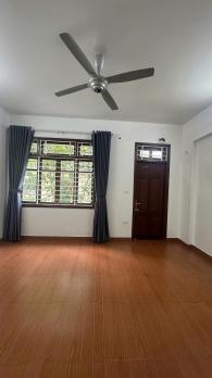 Bán nhà mặt ngõ 121 Kim Ngưu, 55m2, ô tô vào nhà