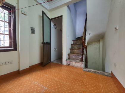 CHO THUÊ NHÀ RIÊNG PHỐ GIANG VĂN MINH, BA ĐÌNH, 5 TẦNG, GẦN PHỐ, CHỈ 5 TR