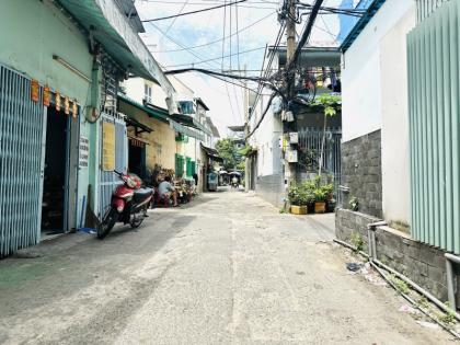 Bán CHDV hẻm ô tô Âu Cơ, Phú Trung Tân Phú, 128m2, 4Tầng 19PN DT Cao, 11 tỷ