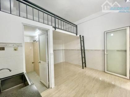 Bán CHDV hẻm ô tô Âu Cơ, Phú Trung Tân Phú, 128m2, 4Tầng 19PN DT Cao, 11 tỷ