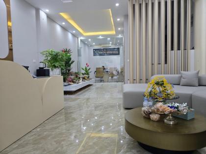 Bán nhà Liền Kề-Khu Nhà Ở 90 Nguyễn Tuân 72m/ 6T Thang máy/MT 5.5m 41.5 Tỷ (TL)
