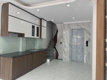 BÁN NHÀ MẶT ĐƯỜNG THẠCH BÀN – Ô TÔ TẢI TRÁNH – CÓ THANG MÁY – Ở & KINH DOANH – 8.85 TỶ