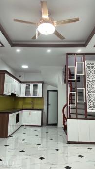 BÁN NHÀ TRUNG TÂM THẠCH BÀN – NỘI THẤT SANG XỊN – 5 TẦNG – GẦN Ô TÔ TRÁNH – 5.9 TỶ