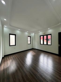 Lô Góc ô tô đỗ phố Hà Trì, Đa Sỹ cạnh công viên Hà Đông 33m2 chỉ 6.x tỷ. LH 0989626116