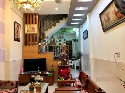 Ở NGAY! Bán Nhà Đẹp 4 Tầng Xe Hơi Thông Lê Văn Sỹ, 33m2, 6.5 Tỷ