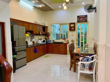 Ở NGAY! Bán Nhà Đẹp 4 Tầng Xe Hơi Thông Lê Văn Sỹ, 33m2, 6.5 Tỷ