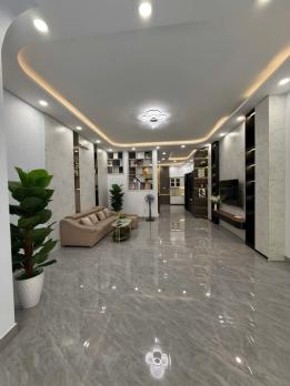 QUẬN 3 – CÁCH MẠNG THÁNG 8, 75m2, ngang bự 5.5m, 3 tầng, rộng - thoáng - nhìn mê li.