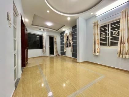 PHÚ NHUẬN - sát MT Phan Đăng Lưu, 40m2, 4 TẦNG 4PN - cực thoáng - cực đep - giá cực hấp dẫn.
