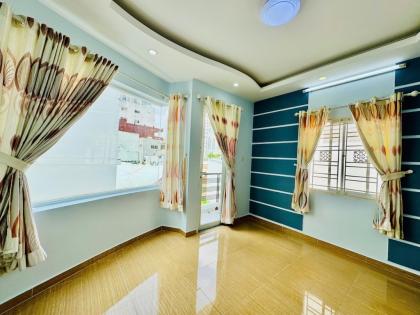 PHÚ NHUẬN - sát MT Phan Đăng Lưu, 40m2, 4 TẦNG 4PN - cực thoáng - cực đep - giá cực hấp dẫn.