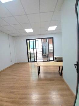 ÔTô tránh Đê La Thành (Kim Mã) Công Viên Thủ Lệ 70m/6T Thang máy, MT 6.1m 26.5 Tỷ