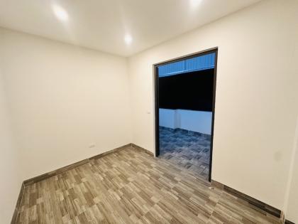 Bán nhà trung tâm Thạch Bàn, diện tích 34.0m -5.4 tỷ, nội thất mới