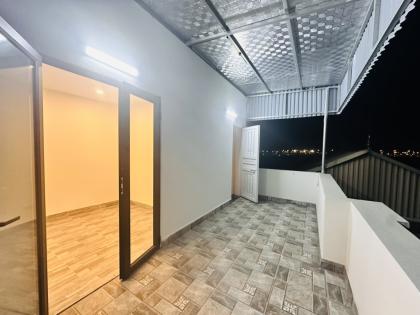 Bán nhà trung tâm Thạch Bàn, diện tích 34.0m -5.4 tỷ, nội thất mới