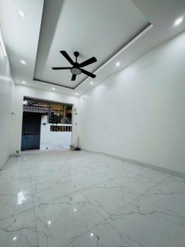 Bán nhà trung tâm Thạch Bàn, diện tích 48.0m2 – 7.0tỷ, mới koong